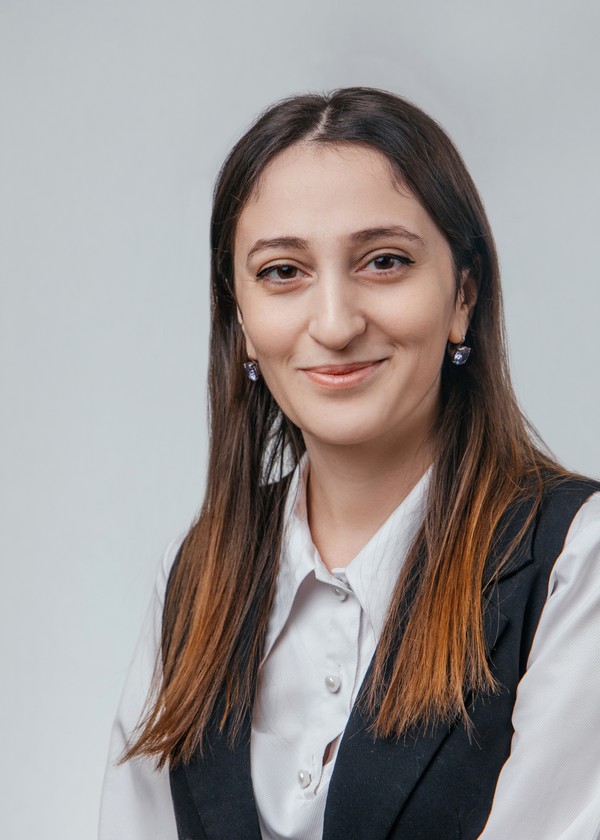 Гаджиева Аида Машалаховна.